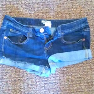 Women's shorts. Size 9